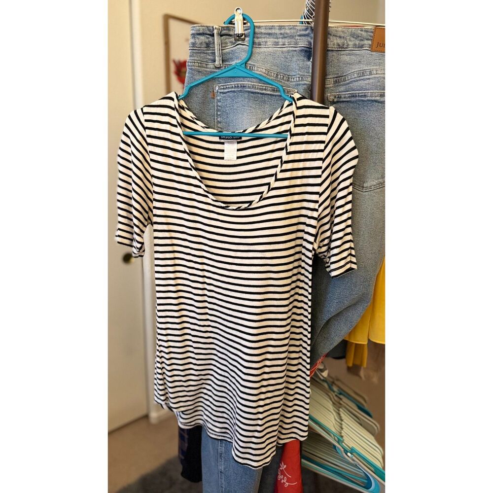 Black + White Striped Half-Sleeve Top Large